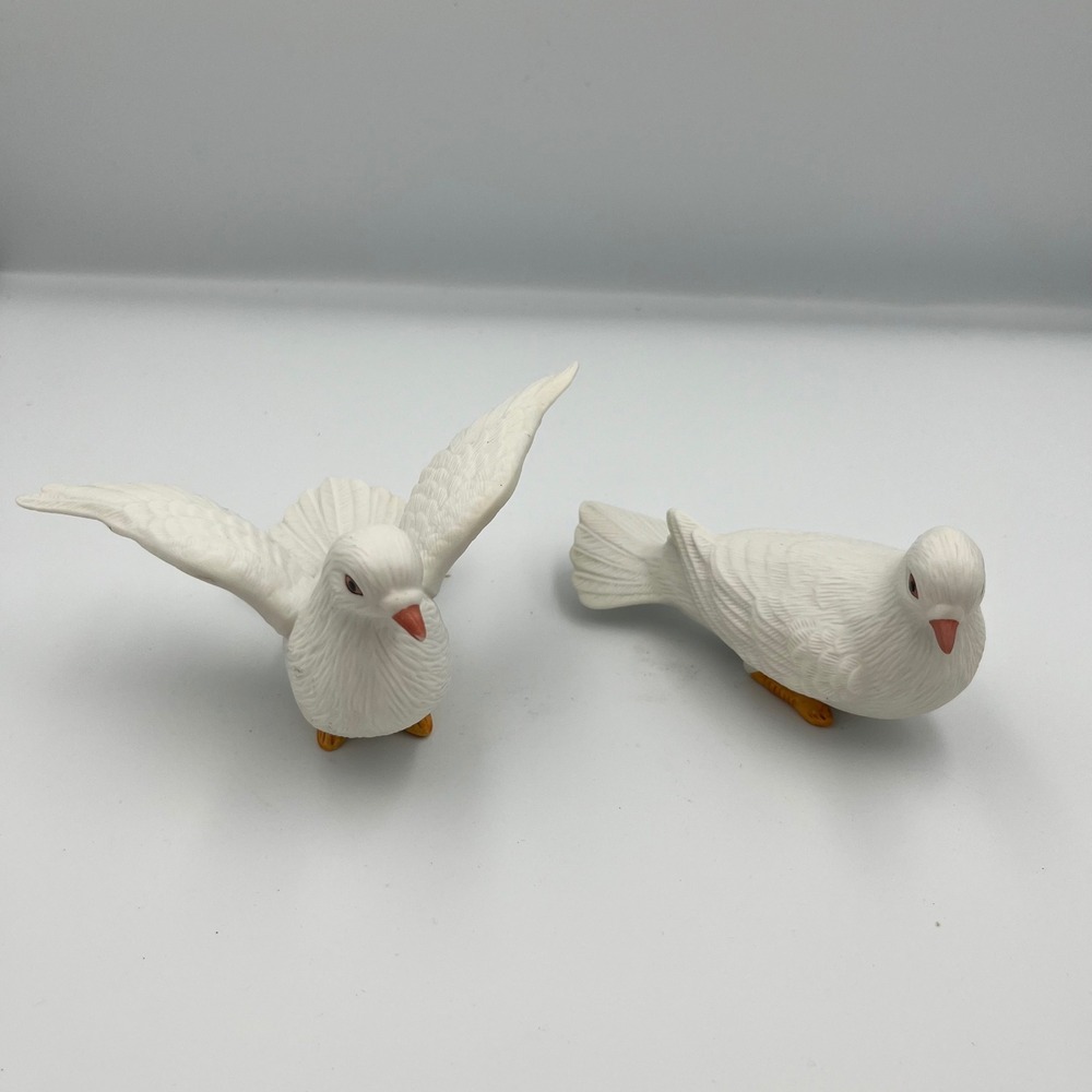 Vintage‎ 2 White Love Doves Ceramic Figurines 8856 Wedding Home Decor
